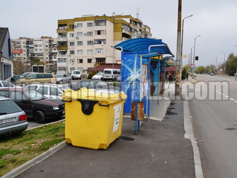 „БКС - ВРАЦА“ ПОСТАВЯ КОНТЕЙНЕРИ СЪС СОЛ ЗА ЗИМАТА – снимка 3