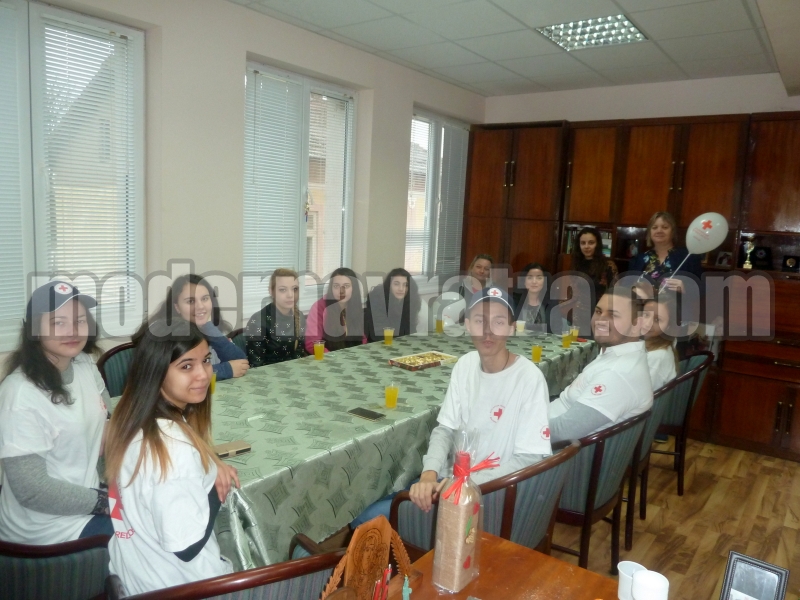 СТРАХОТЕН ПРАЗНИК СПРЕТНАХА В БОРОВАН – снимка 5