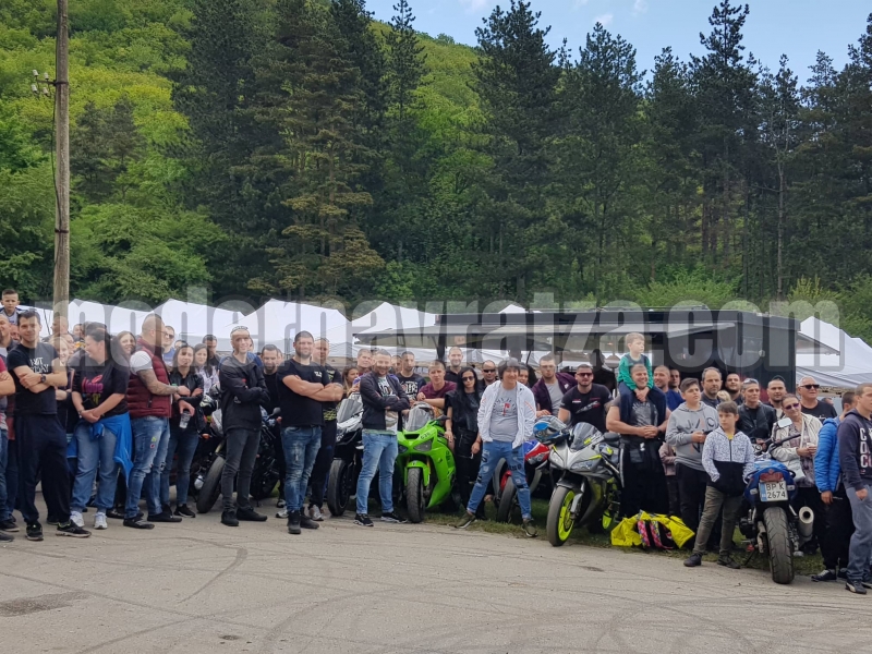 ХИЛЯДИ РОКЕРИ ПОСЕТИХА СЪБИТИЕТО "МОТО-РОК УИКЕНД" ВЪВ ВРАЦА – снимка 6