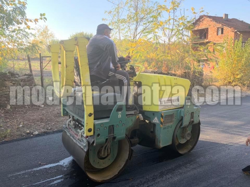 АСФАЛТИРА СЕ УЛ. „МИЛИН КАМЪК“ В СЕЛО МРАМОРЕН – снимка 7