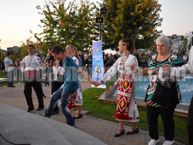ГЕРБ ОТКРИ КАМПАНИЯТА СИ ЗА МЕСТНИ ИЗБОРИ В „ДЪБНИКА“ – снимка 2