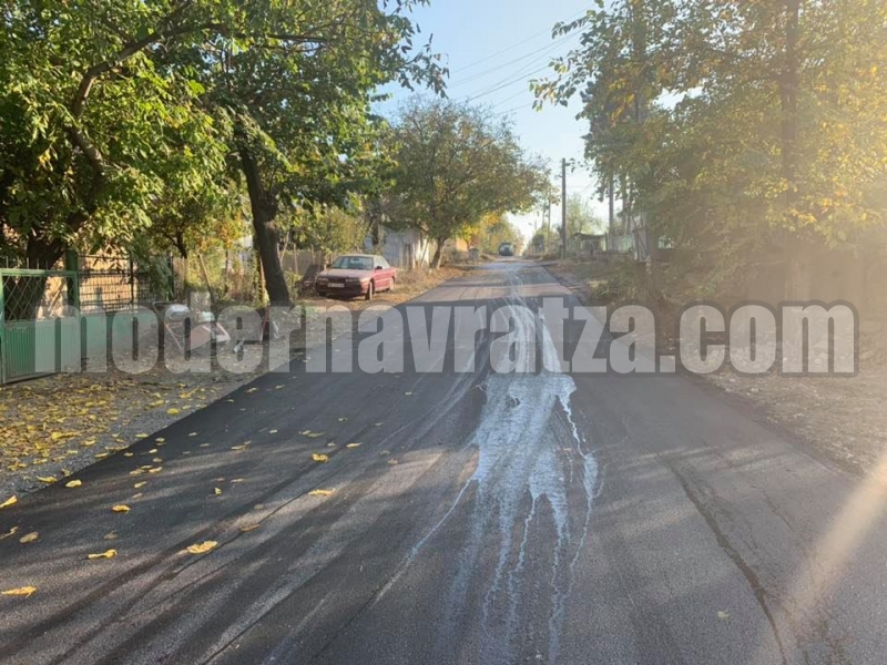 АСФАЛТИРА СЕ УЛ. „МИЛИН КАМЪК“ В СЕЛО МРАМОРЕН – снимка 5