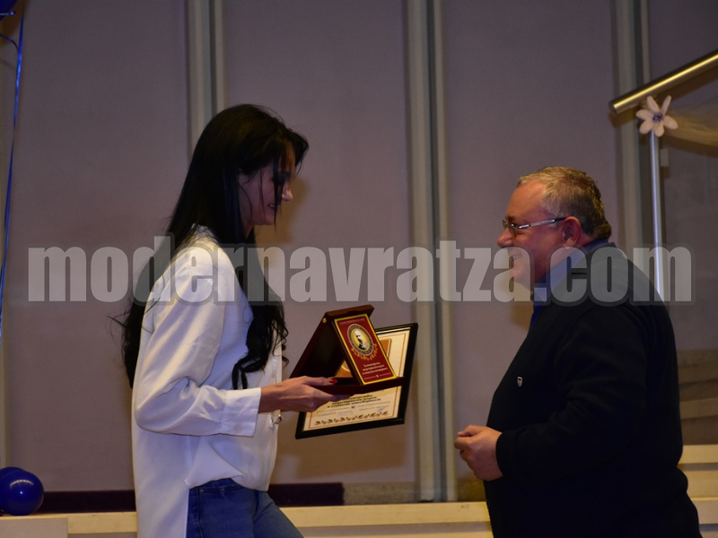 ТЪРГОВСКО-ПРОМИШЛЕНАТА ПАЛАТА ВРЪЧИ НАГРАДАТА „МИТО ОРОЗОВ“ НА ПРЕДСТАВИТЕЛИ НА МЕСТНИЯ БИЗНЕС – снимка 5