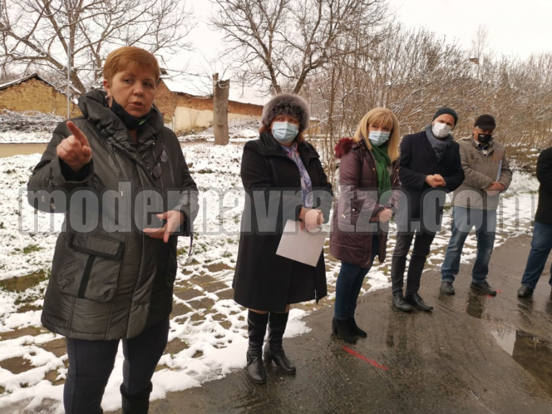 ПЕТЯ АВРАМОВА: СЪВСЕМ СКОРО ЩЕ СТАРТИРА РЕМОНТА НА РЕПУБЛИКАНСКИЯ ПЪТ ПРЕЗ СЕЛАТА ГОРНО ПЕЩЕНЕ – ТИШЕВИЦА - ВИРОВСКО - ВЪРБИЦА- ГАБАРЕ – снимка 3