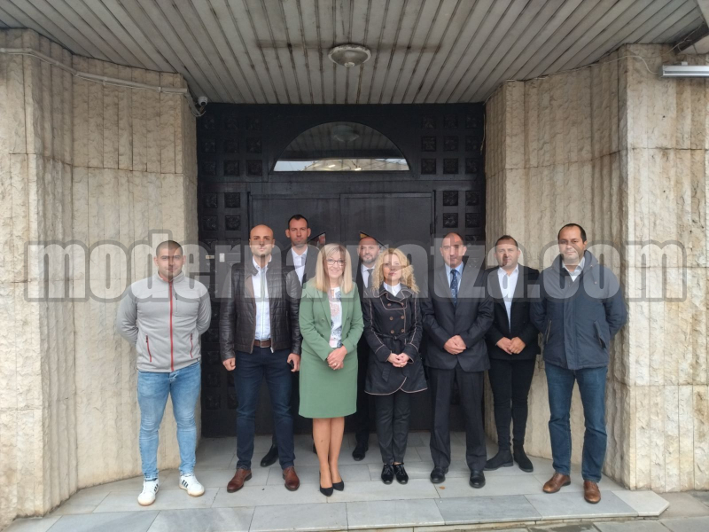 КОАЛИЦИЯ ГЕРБ-СДС РЕГИСТРИРА ЛИСТАТА СИ С КАНДИДАТИ ЗА НАРОДНИ ПРЕДСТАВИТЕЛИ ЗА ОБЛАСТ ВРАЦА – снимка 5