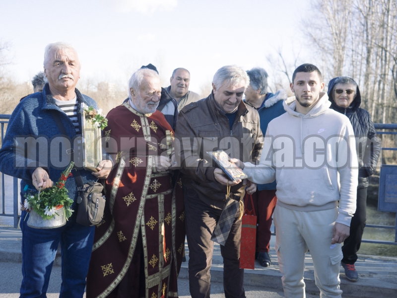 ИМЕНИК „СПАСИ“ СВЕТИЯ КРЪСТ НА БОГОЯВЛЕНИЕ В МЕЗДРА – снимка 7