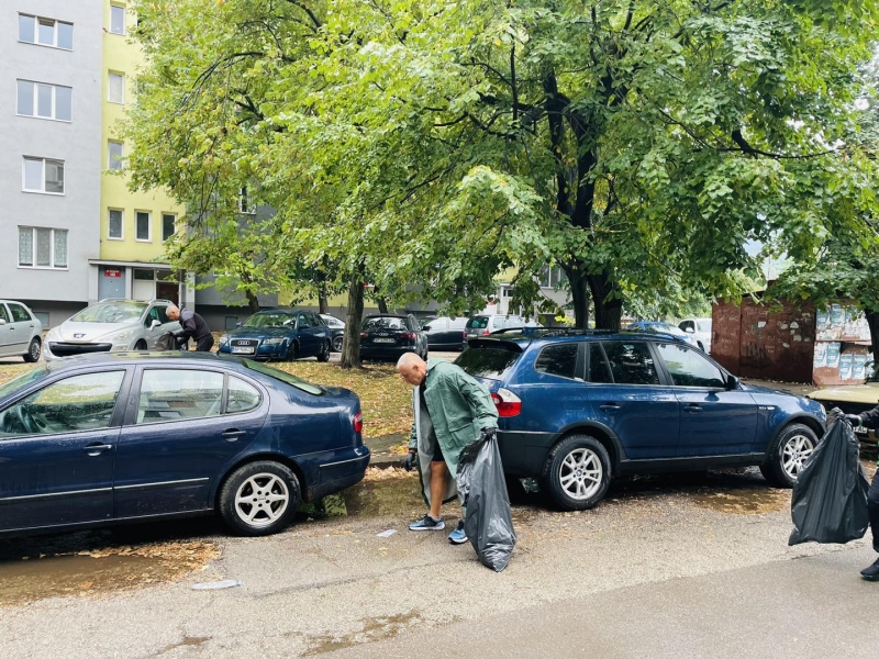 ВРАЦА СЕ ВКЛЮЧИ В КАМПАНИЯ “ДА ИЗЧИСТИМ БЪЛГАРИЯ ЗАЕДНО” – снимка 6