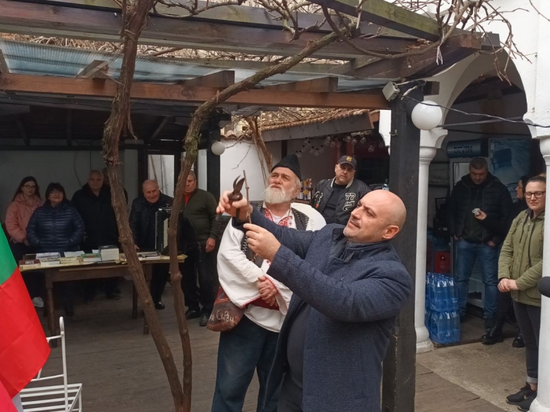 ПРАЗНИК НА ВИНОТО ЗАРАДВА ВРАЧАНИ
