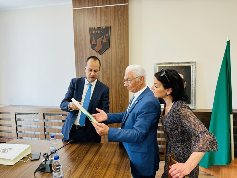 КАЛИН КАМЕНОВ ПРИЕ ДЕЛЕГАЦИЯ ОТ ПОБРАТИМЕН ФРЕНСКИ ГРАД