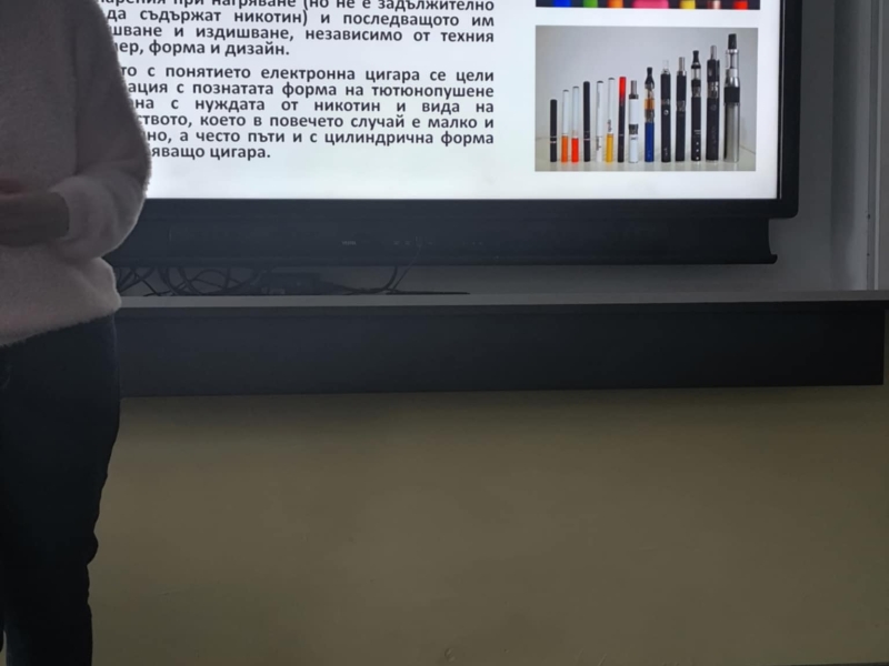 ПРЕДСТАВИТЕЛИ НА РЗИ – ВРАЦА ПРОВЕДОХА БЕСЕДА С УЧЕНИЦИ ОТ ППМГ „АКАД. ИВАН ЦЕНОВ“ – снимка 5