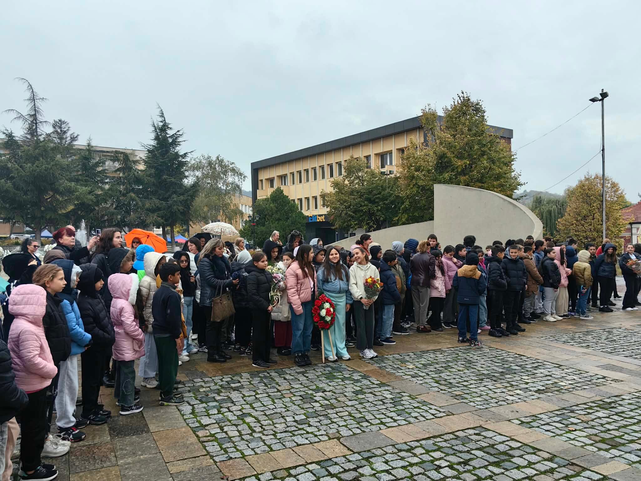 Оряхово отдаде почит на Народните Будители – снимка 6